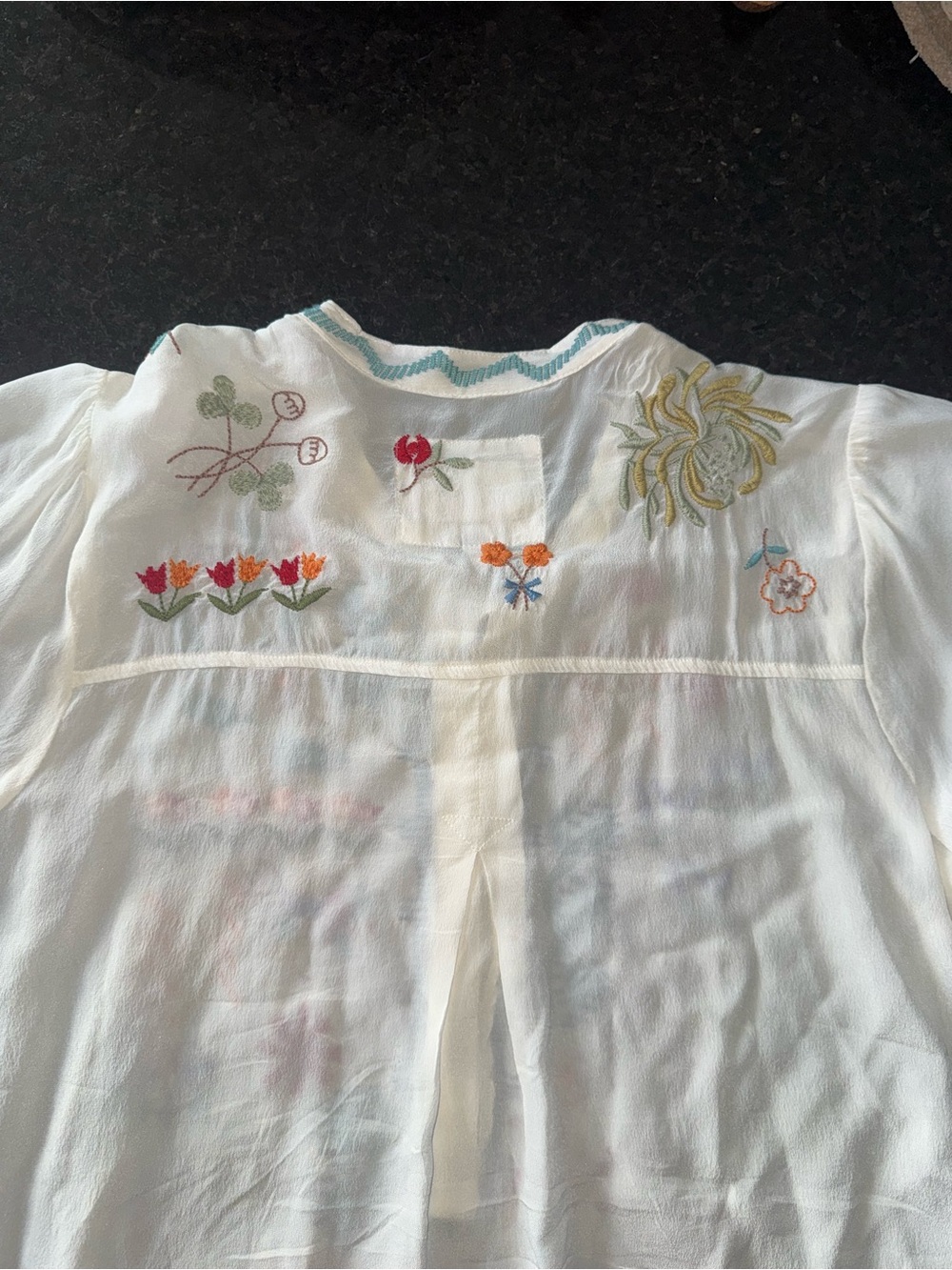Johnny Was White Embroidered Boho Tunic with Multicolor Motifs - Picture 5 of 5